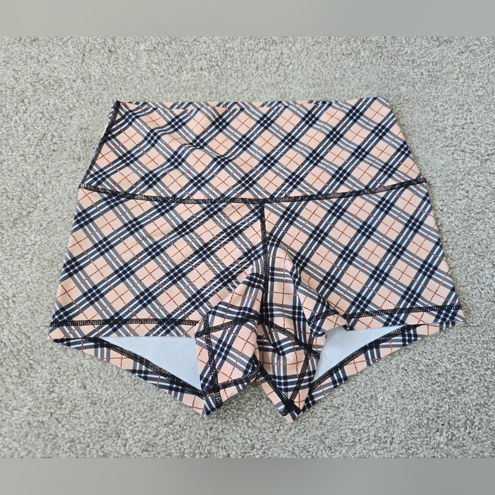 NWT Peachy Athletic Blushing Plaid Extra Peachy Athletic Shorts Sz Medium